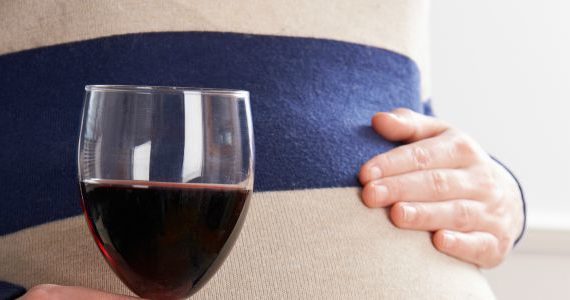 alcool-grossesse-femme-resiste