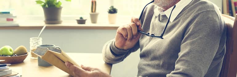 lire-bouger-cerveau-senior_920