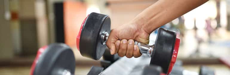 gagner-muscle-travaillant-leger-repete