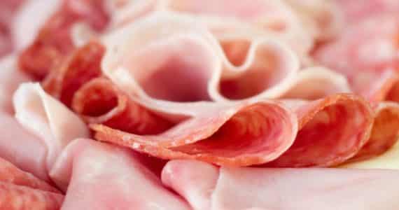 rood-vlees-vleeswaren-darmkanker