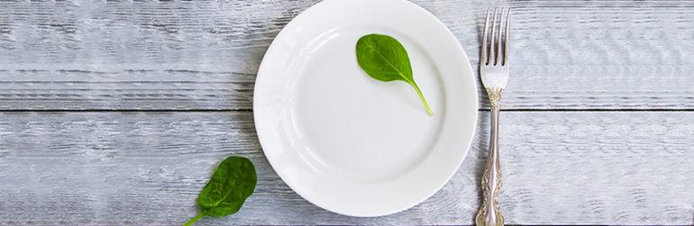 assiete-vide-epinard-denutrition