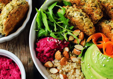 falafels-hummus-betterave-quinoa-alimentation-vegetarienne