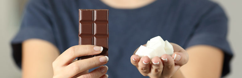 femme-sucre-chocolat-mains