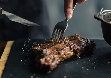 homme-steak-consommation-viande