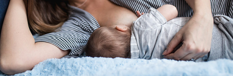 mere-allaite-bebe