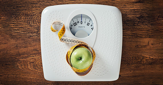 metre-ruban-balance-perte-poids