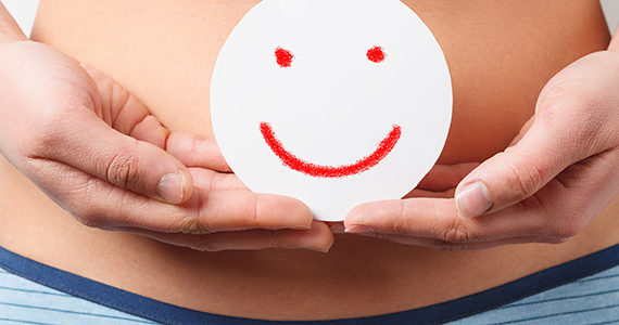 femme-carte-smiley-heureux-bonne-digestion
