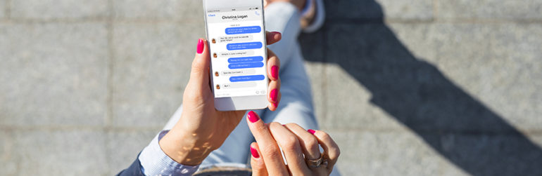 femme-smartphone-longues-heures