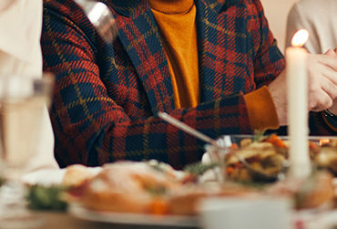 repas amis famille manger consommation sociale