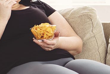 coronavirus et surpoids obésité poids virus risques,
