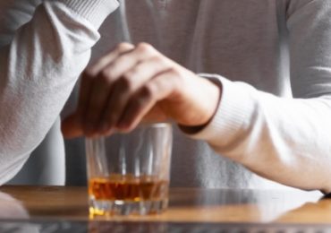 alcool-anxiete-microbiote-intestinal-implique-SITE-HEADER