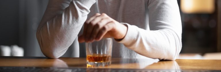 alcool-anxiete-microbiote-intestinal-implique-SITE-HEADER