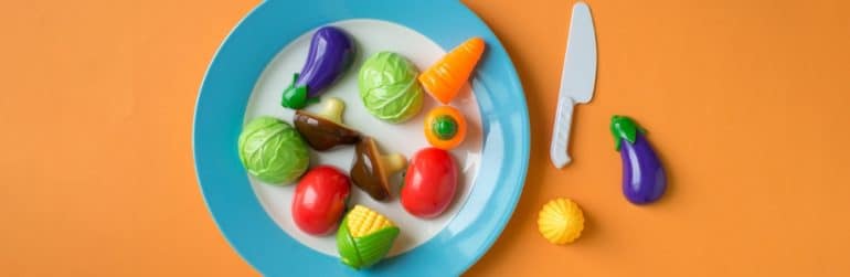 plastique-tout-etage-pyramide-alimentaire