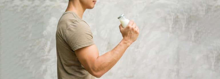 proteines-sport-lait-ou-yaourt-quelle-difference